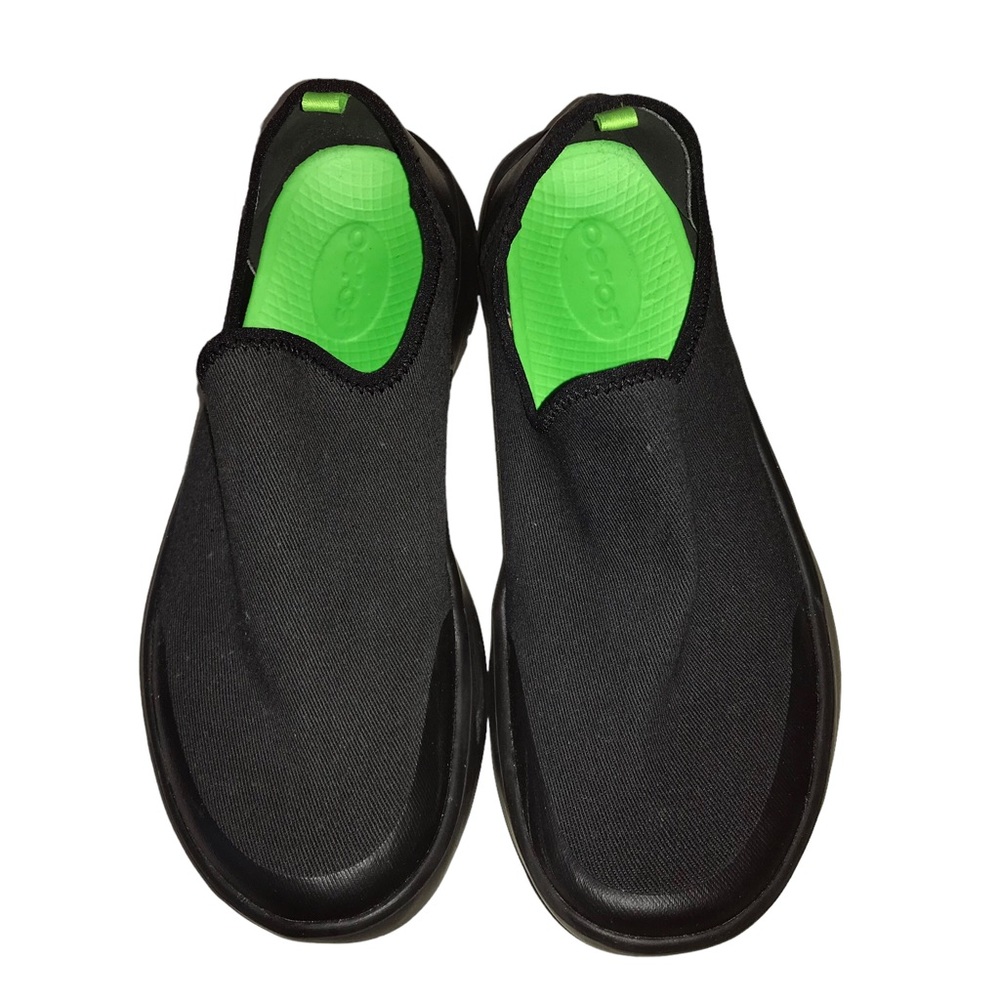 OOFOS OOMG Sport Black Low Shoe